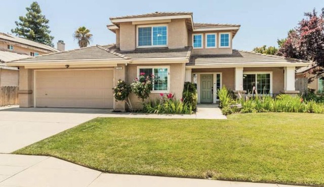 Beautiful Home in Clovis 5BD 3BA in proximity to Yosemite Park