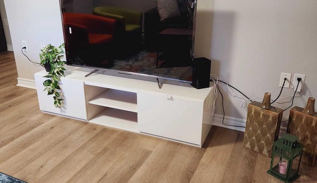 Beautiful home in Dartmouth!