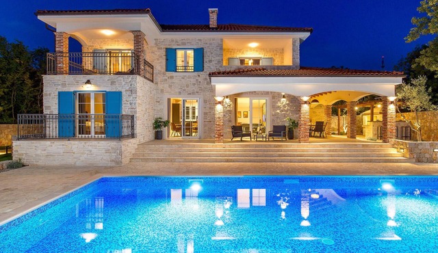 Beautiful home in Dobrinj