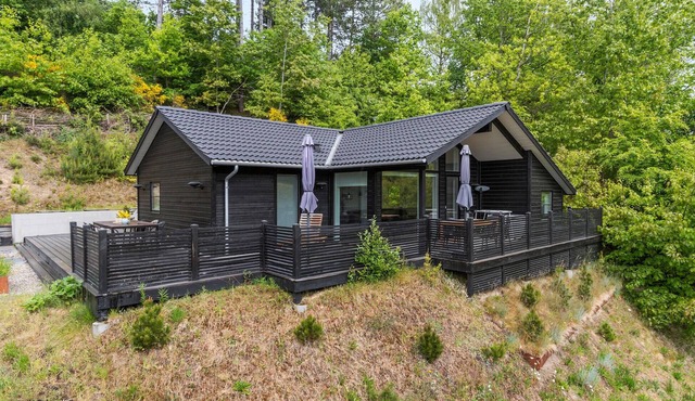 Beautiful home in Ebeltoft with kitchen