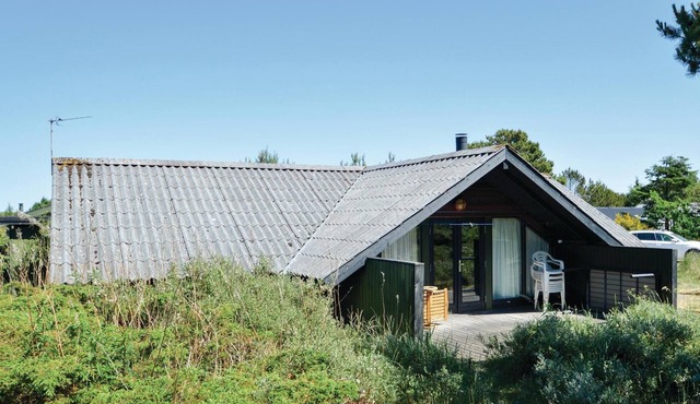 Beautiful home in Fjerritslev with WiFi