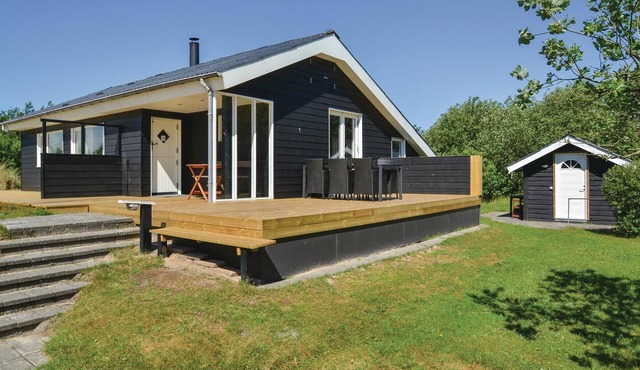 Beautiful home in Fanø with WiFi