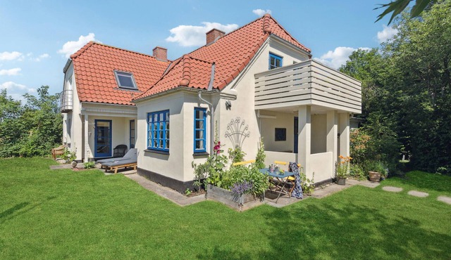 Beautiful home in Farsø with WiFi