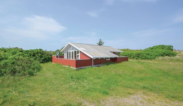 Beautiful home in Frøstrup with sauna