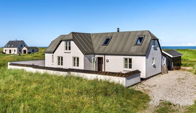 Beautiful home in Frøstrup with sauna