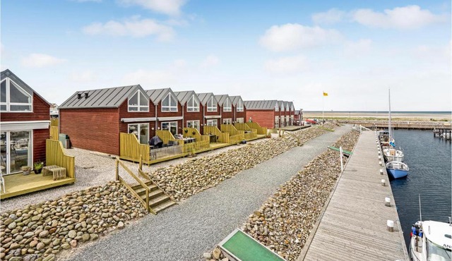 Beautiful Home In Glesborg With House Sea View