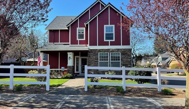 Beautiful home in great neighborhood