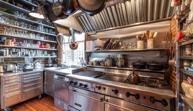 Beautiful home in Gan