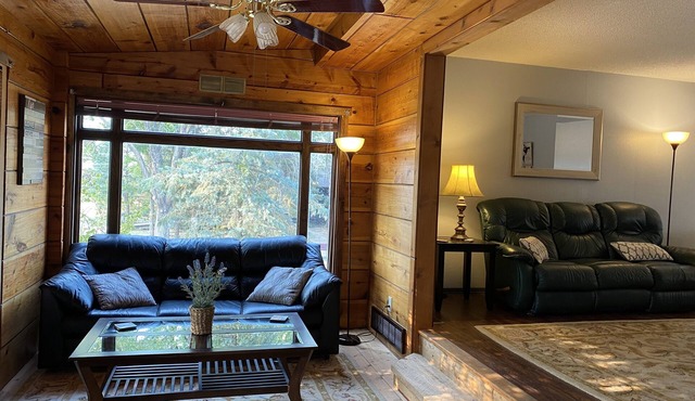 Beautiful Home in Glendo