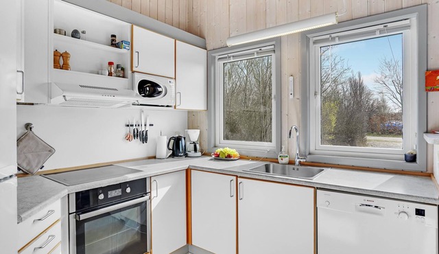 Beautiful home in Gørlev with kitchen