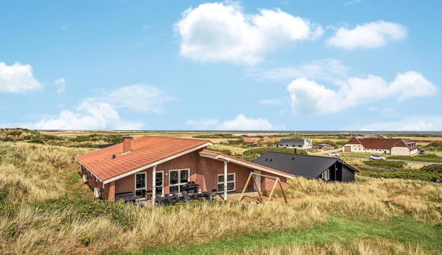 Beautiful home in Hvide Sande with sauna