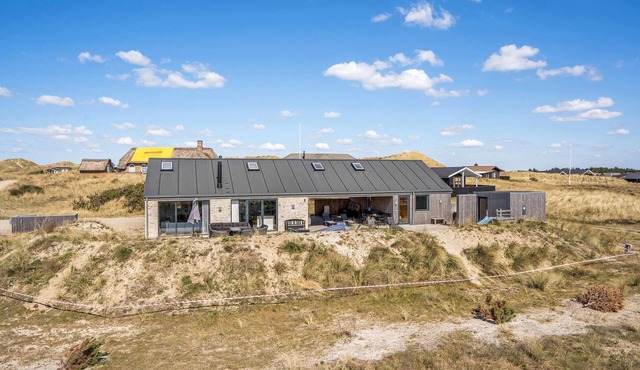 Beautiful home in Hvide Sande with sauna