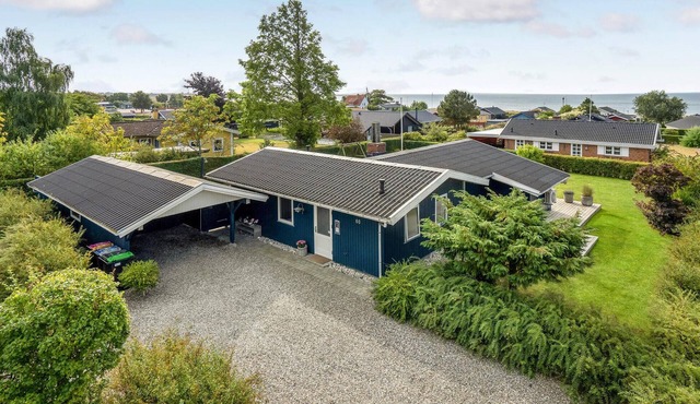 Beautiful home in Haderslev with WiFi