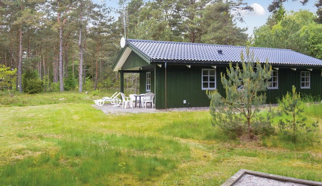 Beautiful home in Hadsund with WiFi