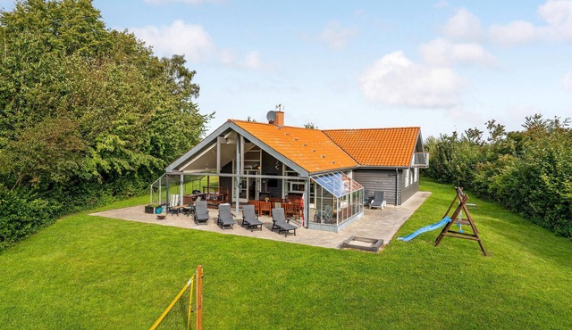 Beautiful home in Hadsund with sauna