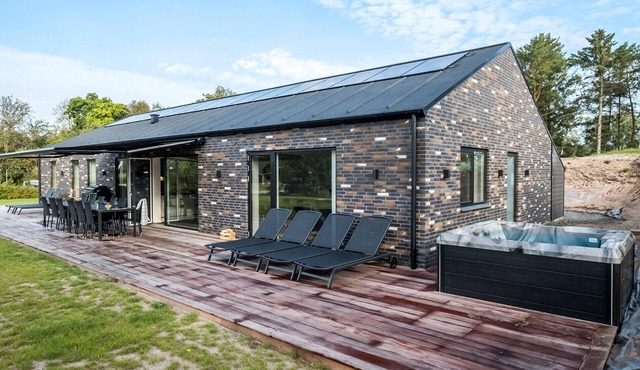 Beautiful home in Hadsund with sauna