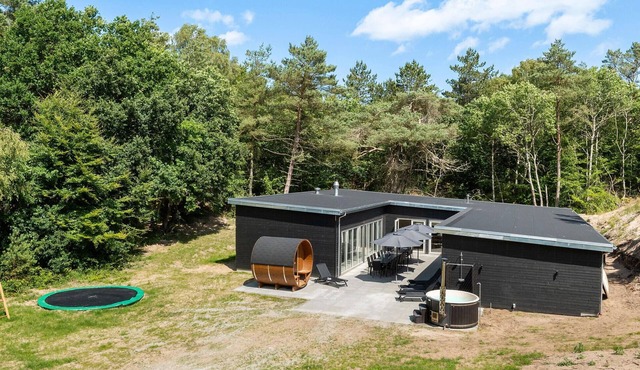 Beautiful home in Hadsund with sauna