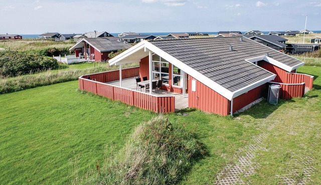 Beautiful home in Hjørring with sauna