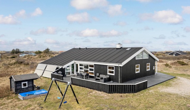 Beautiful home in Hjørring with sauna
