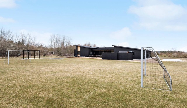 Beautiful home in Højslev with sauna