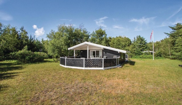 Beautiful home in Humble with WiFi