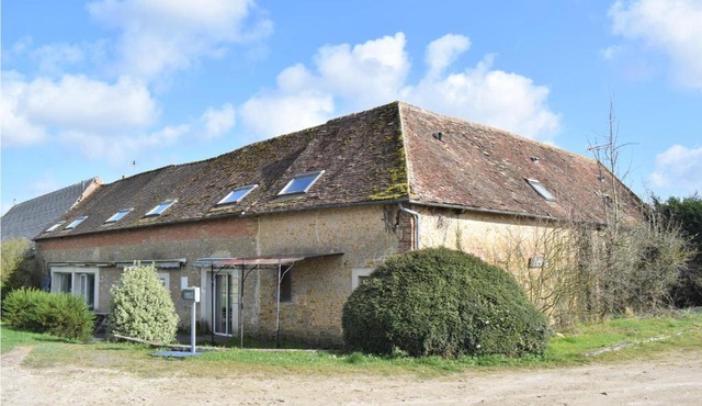 Beautiful Home In Janville With Wifi