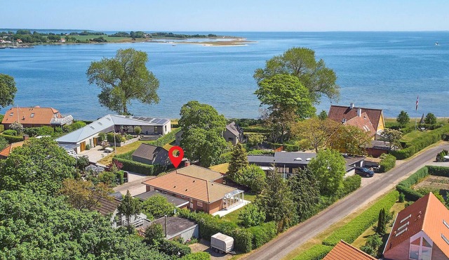 Beautiful home in Juelsminde with house sea view