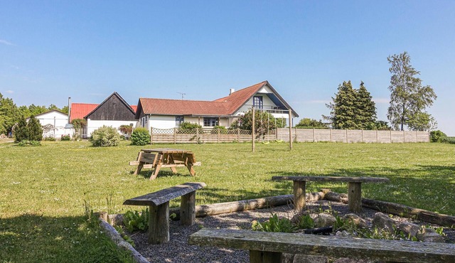 Beautiful home in Klemensker with WiFi