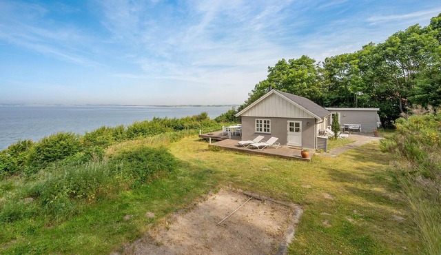 Beautiful home in Knebel with WiFi