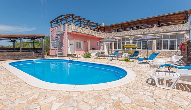 Beautiful home in Konjevrate