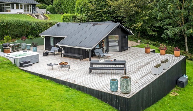 Beautiful home in Kolding with WiFi