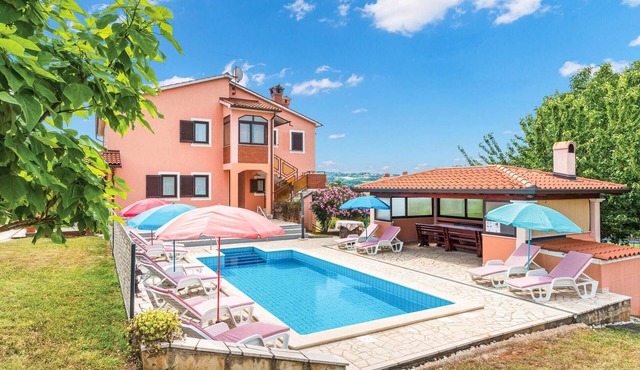 Beautiful home in Labin