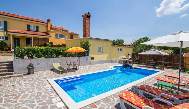 Beautiful home in Labin with sauna