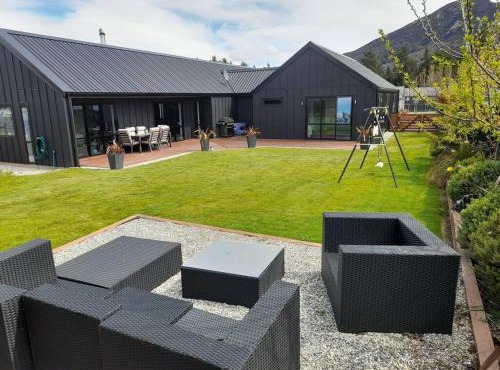 Beautiful Home in Lake Hawea