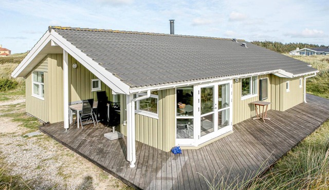 Beautiful home in Løkken with sauna