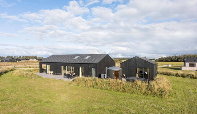 Beautiful home in Løkken with sauna