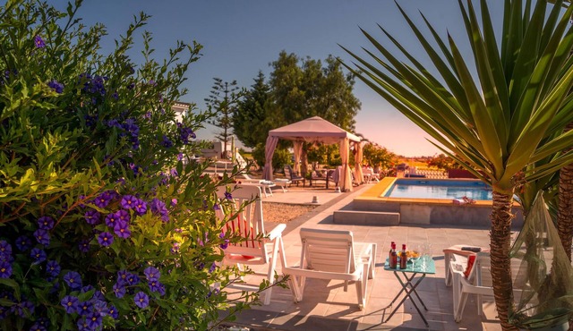 Beautiful home in Lorca with WiFi