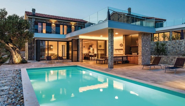 Beautiful home in Lun