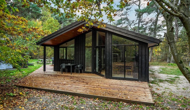Beautiful home in Nexø with kitchen