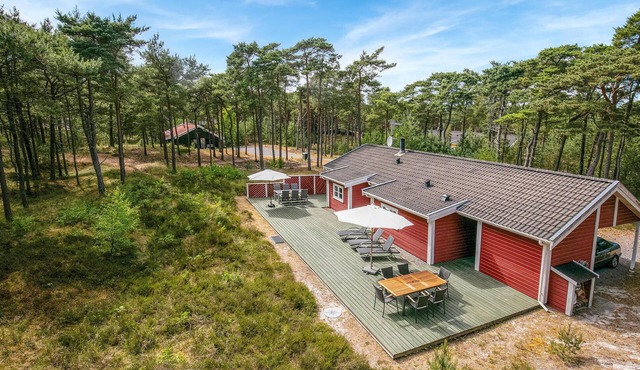 Beautiful home in Nexø with kitchen