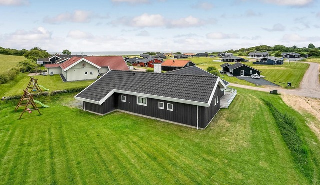 Beautiful home in Nordborg with WiFi