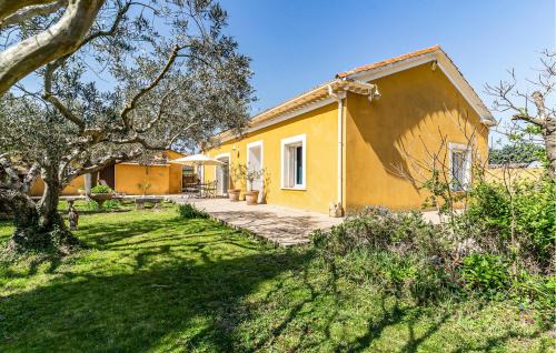 Beautiful Home In Noves With Wifi