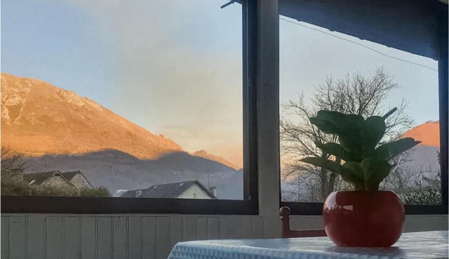 Beautiful Home In Osse-En-Aspe With Wifi
