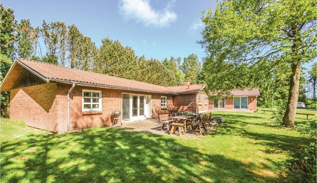 Beautiful Home In Øster Assels With Sauna