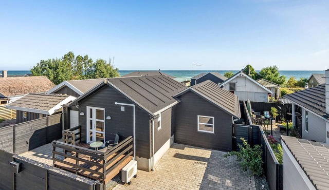 Beautiful home in Otterup with WiFi