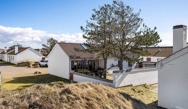 Beautiful home in Pandrup with WiFi