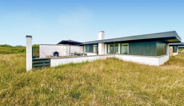 Beautiful home in Pandrup with WiFi