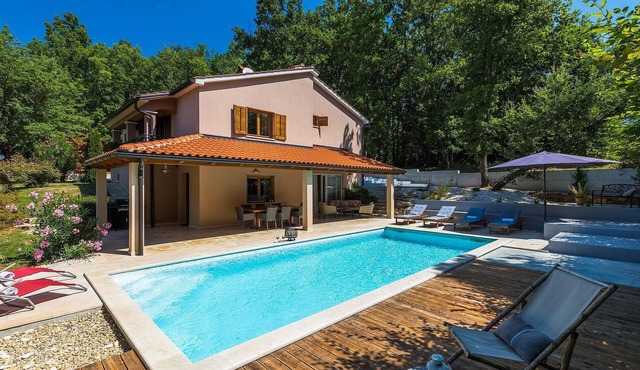 Beautiful home in Pazin