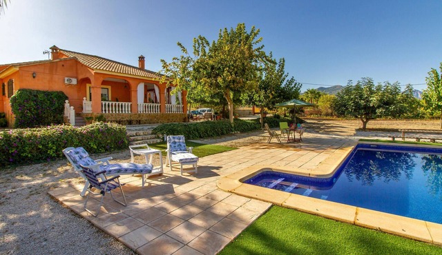 Beautiful home in Pliego