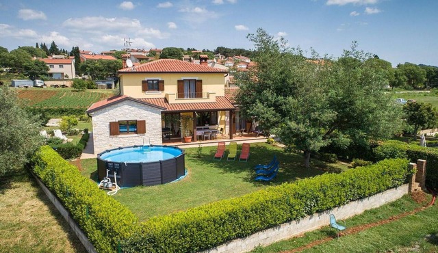 Beautiful home in Porec